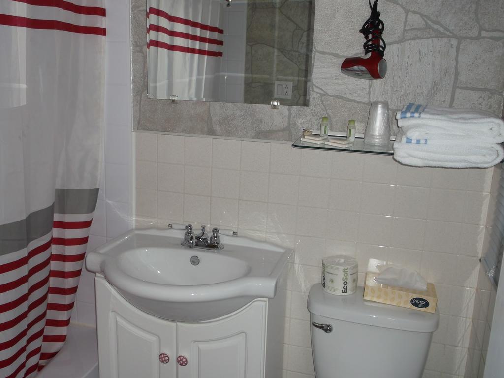 Haileybury Beach Motel מראה חיצוני תמונה